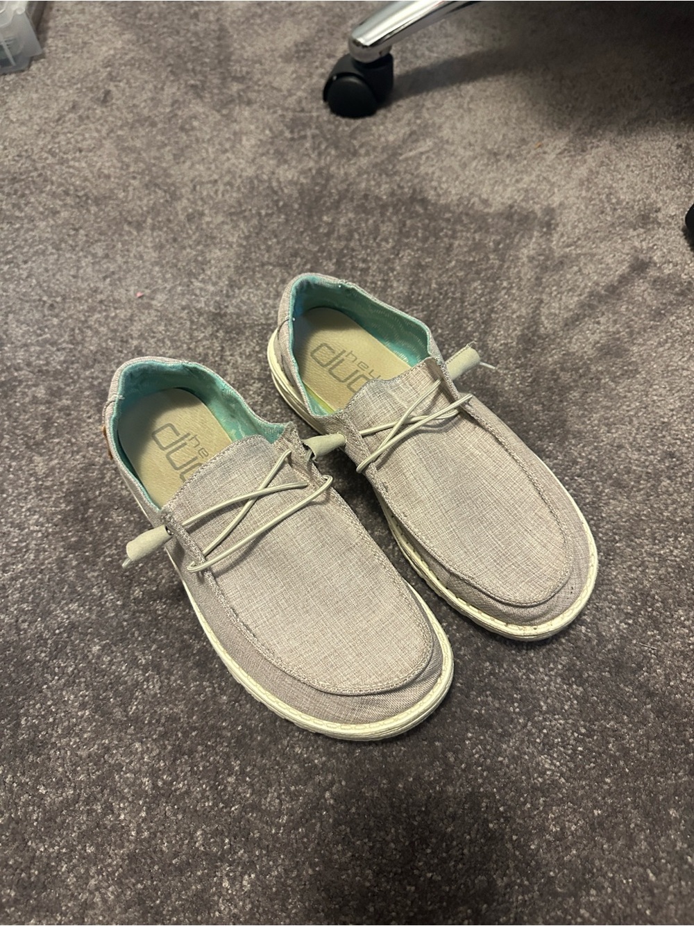 Hey Dude Women's Light Chambray Beige Wendy Canvas Slip-On